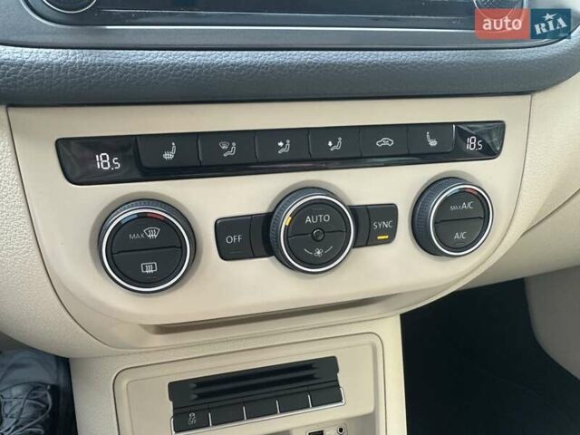 Чорний Фольксваген Тігуан, об'ємом двигуна 1.98 л та пробігом 155 тис. км за 14999 $, фото 33 на Automoto.ua