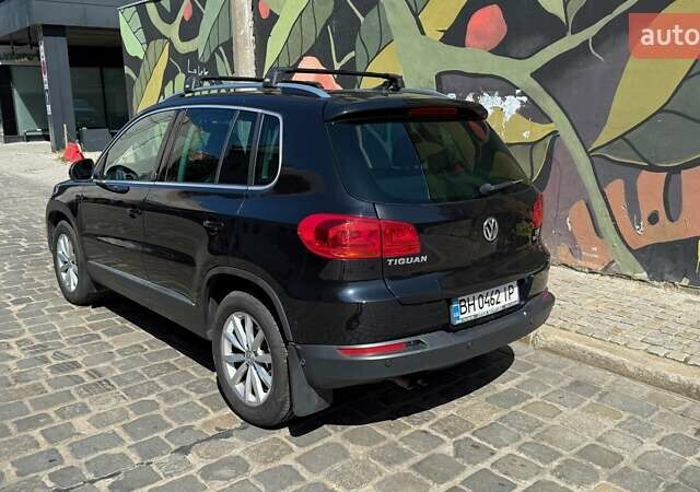 Чорний Фольксваген Тігуан, об'ємом двигуна 1.98 л та пробігом 119 тис. км за 14500 $, фото 2 на Automoto.ua
