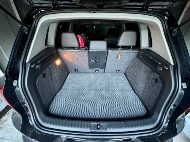 Черный Фольксваген Тигуан, объемом двигателя 2 л и пробегом 162 тыс. км за 12500 $, фото 8 на Automoto.ua