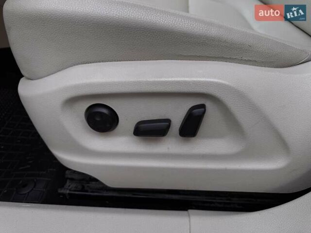 Чорний Фольксваген Тігуан, об'ємом двигуна 1.98 л та пробігом 155 тис. км за 13500 $, фото 19 на Automoto.ua