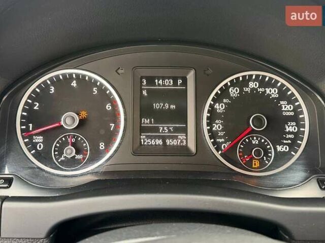 Чорний Фольксваген Тігуан, об'ємом двигуна 1.98 л та пробігом 125 тис. км за 13500 $, фото 32 на Automoto.ua