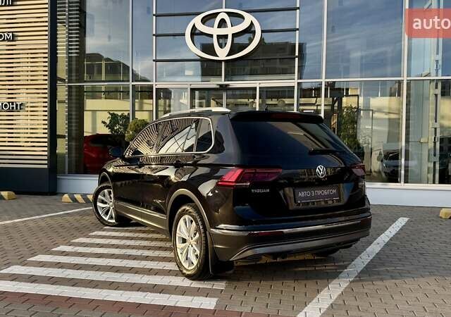 Черный Фольксваген Тигуан, объемом двигателя 1.98 л и пробегом 112 тыс. км за 24800 $, фото 3 на Automoto.ua