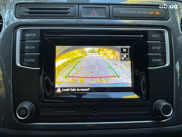 Черный Фольксваген Тигуан, объемом двигателя 2 л и пробегом 260 тыс. км за 12990 $, фото 19 на Automoto.ua