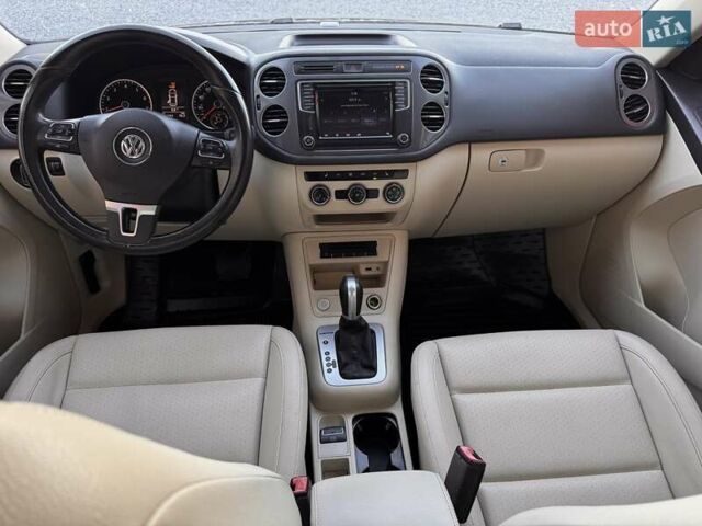 Чорний Фольксваген Тігуан, об'ємом двигуна 1.98 л та пробігом 155 тис. км за 13500 $, фото 18 на Automoto.ua