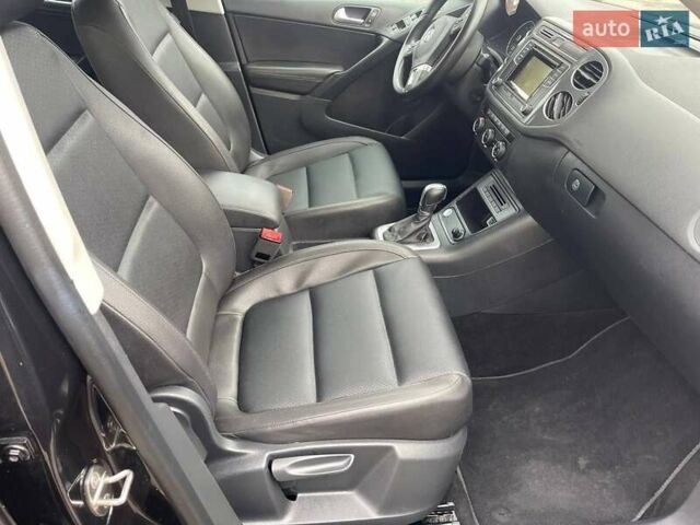 Черный Фольксваген Тигуан, объемом двигателя 1.98 л и пробегом 195 тыс. км за 12250 $, фото 22 на Automoto.ua