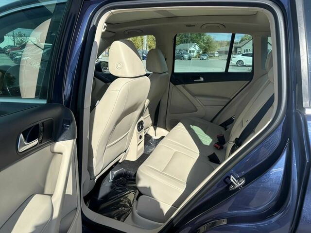 Чорний Фольксваген Тігуан, об'ємом двигуна 2 л та пробігом 80 тис. км за 5800 $, фото 14 на Automoto.ua