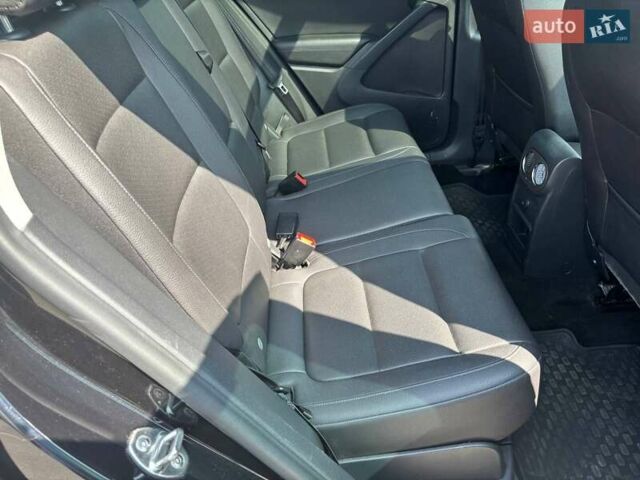 Чорний Фольксваген Тігуан, об'ємом двигуна 1.98 л та пробігом 180 тис. км за 14500 $, фото 6 на Automoto.ua