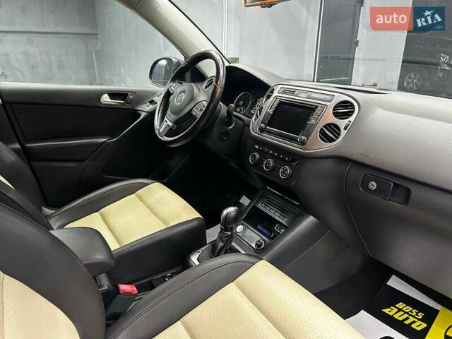 Черный Фольксваген Тигуан, объемом двигателя 2 л и пробегом 133 тыс. км за 14400 $, фото 13 на Automoto.ua