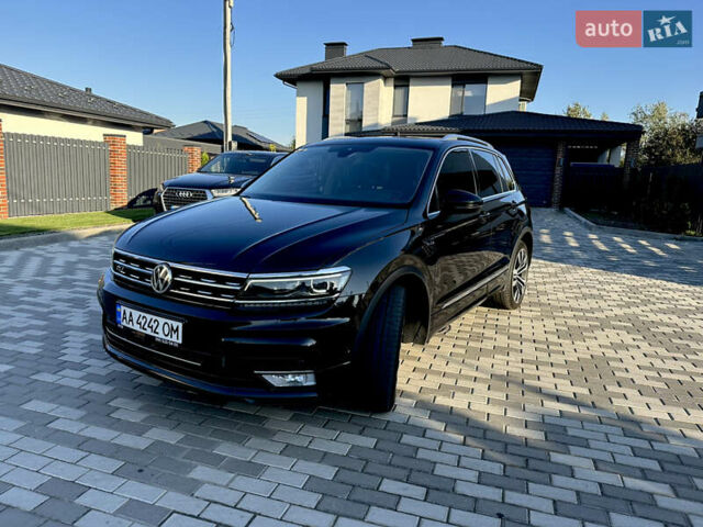 Черный Фольксваген Тигуан, объемом двигателя 2 л и пробегом 232 тыс. км за 26800 $, фото 2 на Automoto.ua