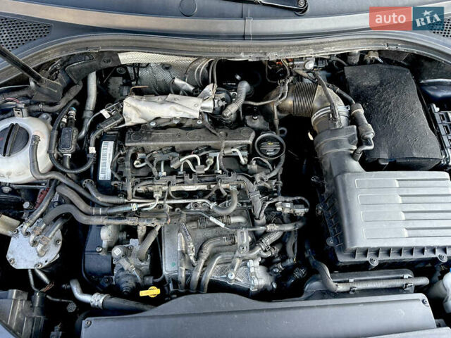 Черный Фольксваген Тигуан, объемом двигателя 2 л и пробегом 232 тыс. км за 26800 $, фото 21 на Automoto.ua