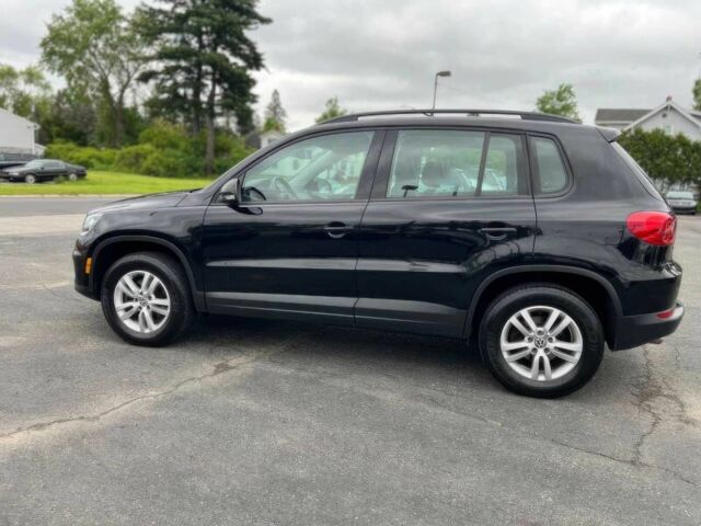 Чорний Фольксваген Тігуан, об'ємом двигуна 2 л та пробігом 70 тис. км за 2800 $, фото 5 на Automoto.ua