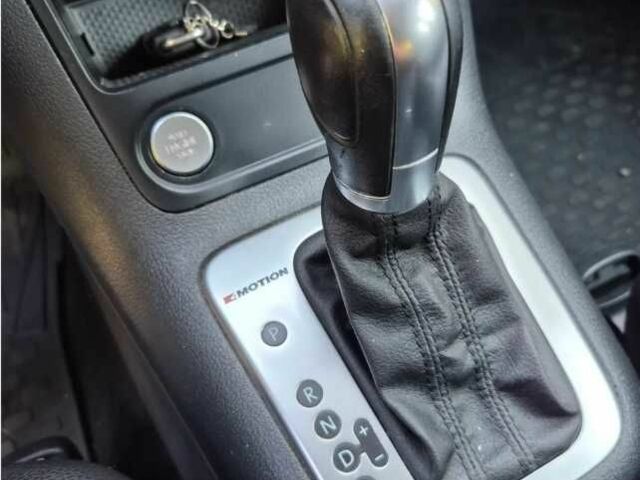 Черный Фольксваген Тигуан, объемом двигателя 2 л и пробегом 156 тыс. км за 8200 $, фото 8 на Automoto.ua