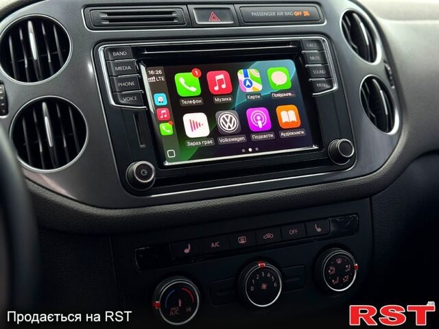 Чорний Фольксваген Тігуан, об'ємом двигуна 2 л та пробігом 184 тис. км за 12450 $, фото 12 на Automoto.ua