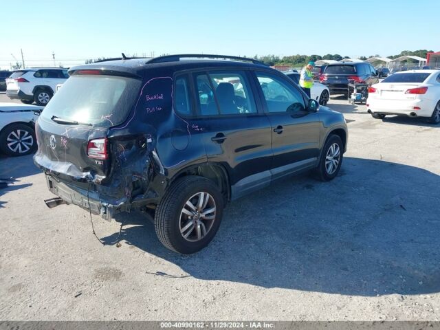 Черный Фольксваген Тигуан, объемом двигателя 2 л и пробегом 166 тыс. км за 9300 $, фото 5 на Automoto.ua