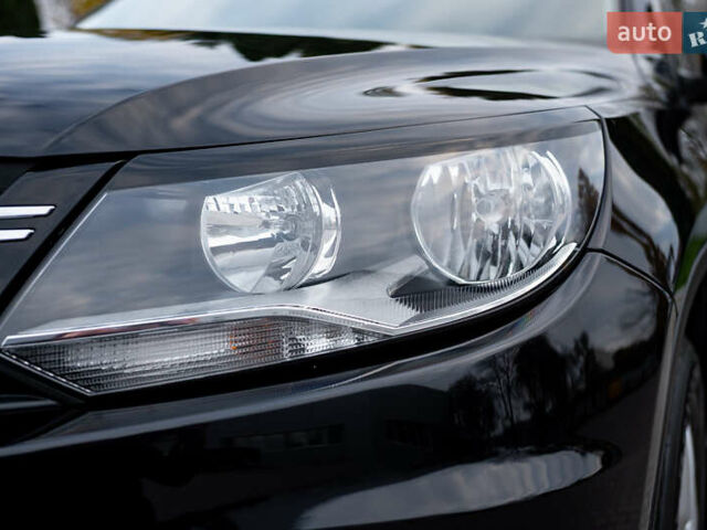 Черный Фольксваген Тигуан, объемом двигателя 1.98 л и пробегом 119 тыс. км за 14550 $, фото 4 на Automoto.ua