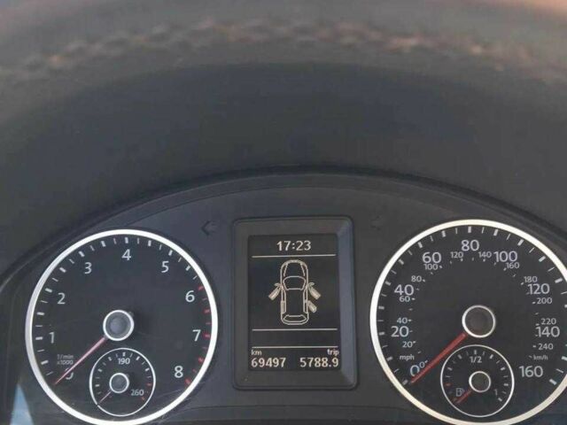 Черный Фольксваген Тигуан, объемом двигателя 2 л и пробегом 70 тыс. км за 9000 $, фото 8 на Automoto.ua