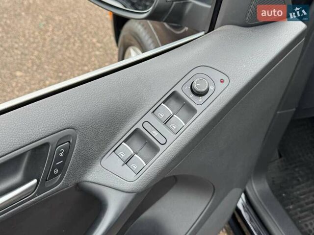 Чорний Фольксваген Тігуан, об'ємом двигуна 1.98 л та пробігом 125 тис. км за 13500 $, фото 35 на Automoto.ua