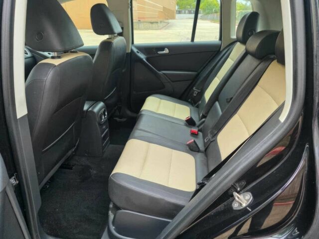 Черный Фольксваген Тигуан, объемом двигателя 2 л и пробегом 79 тыс. км за 7000 $, фото 11 на Automoto.ua