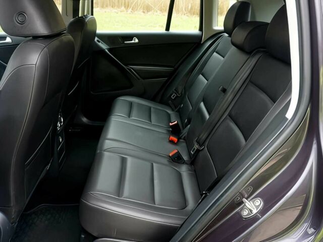 Черный Фольксваген Тигуан, объемом двигателя 2 л и пробегом 75 тыс. км за 13500 $, фото 12 на Automoto.ua