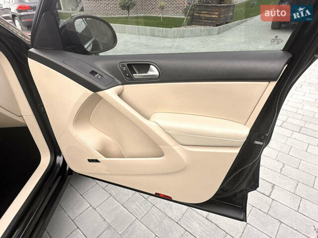 Черный Фольксваген Тигуан, объемом двигателя 1.98 л и пробегом 146 тыс. км за 14900 $, фото 28 на Automoto.ua