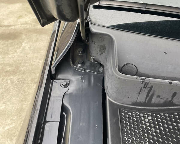 Черный Фольксваген Тигуан, объемом двигателя 2 л и пробегом 166 тыс. км за 13990 $, фото 32 на Automoto.ua