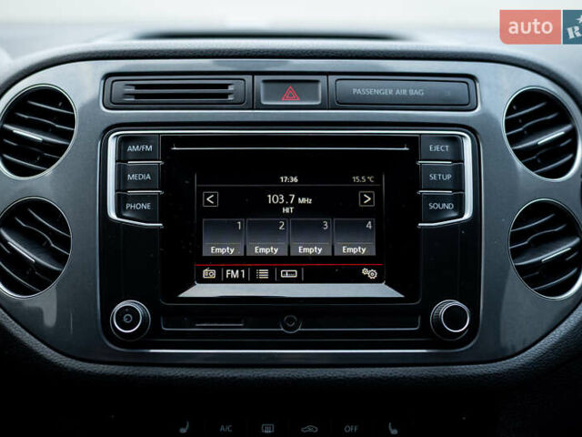 Черный Фольксваген Тигуан, объемом двигателя 1.98 л и пробегом 119 тыс. км за 14550 $, фото 44 на Automoto.ua