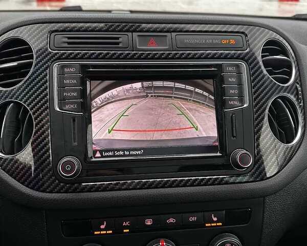 Черный Фольксваген Тигуан, объемом двигателя 1.98 л и пробегом 164 тыс. км за 12999 $, фото 33 на Automoto.ua