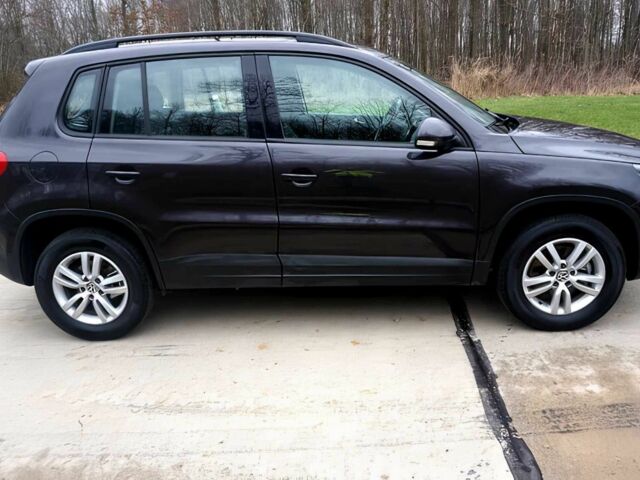 Черный Фольксваген Тигуан, объемом двигателя 2 л и пробегом 75 тыс. км за 13500 $, фото 7 на Automoto.ua