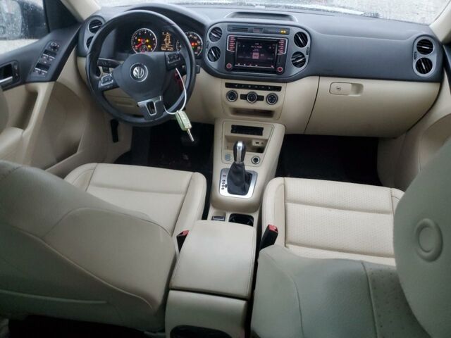 Черный Фольксваген Тигуан, объемом двигателя 2 л и пробегом 125 тыс. км за 8900 $, фото 7 на Automoto.ua