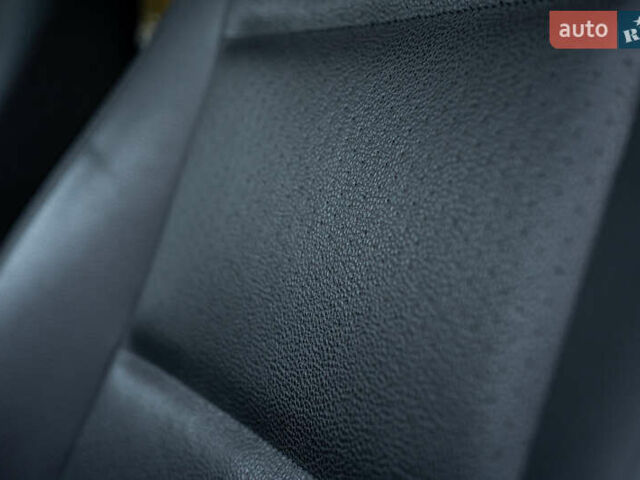 Черный Фольксваген Тигуан, объемом двигателя 1.98 л и пробегом 119 тыс. км за 14550 $, фото 16 на Automoto.ua