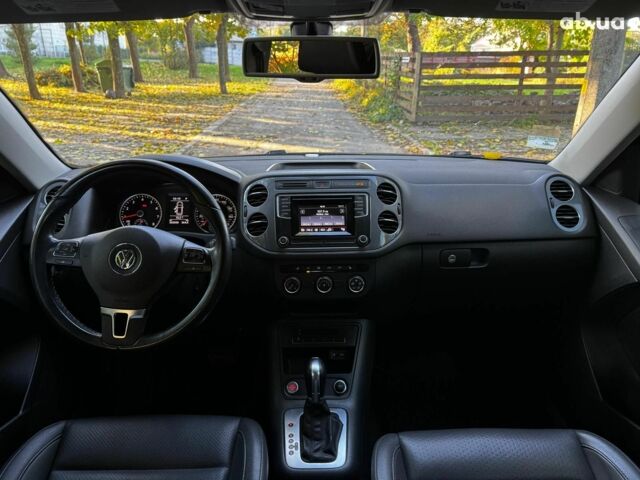 Черный Фольксваген Тигуан, объемом двигателя 2 л и пробегом 260 тыс. км за 12990 $, фото 29 на Automoto.ua
