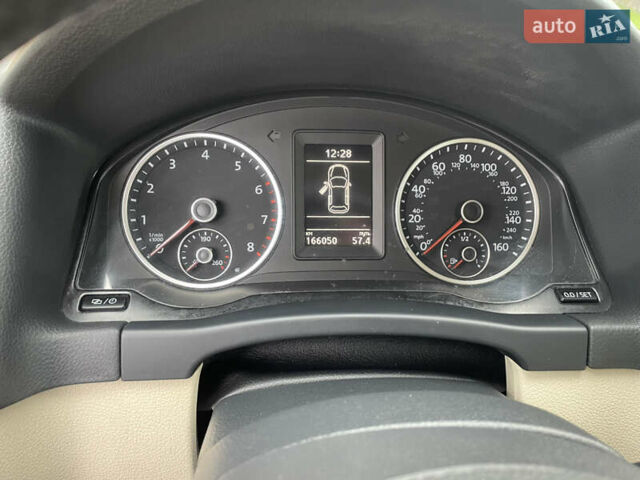 Черный Фольксваген Тигуан, объемом двигателя 2 л и пробегом 166 тыс. км за 13990 $, фото 18 на Automoto.ua