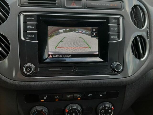 Черный Фольксваген Тигуан, объемом двигателя 2 л и пробегом 176 тыс. км за 13700 $, фото 10 на Automoto.ua