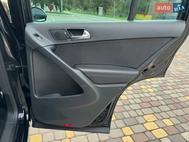 Черный Фольксваген Тигуан, объемом двигателя 1.98 л и пробегом 157 тыс. км за 13599 $, фото 43 на Automoto.ua