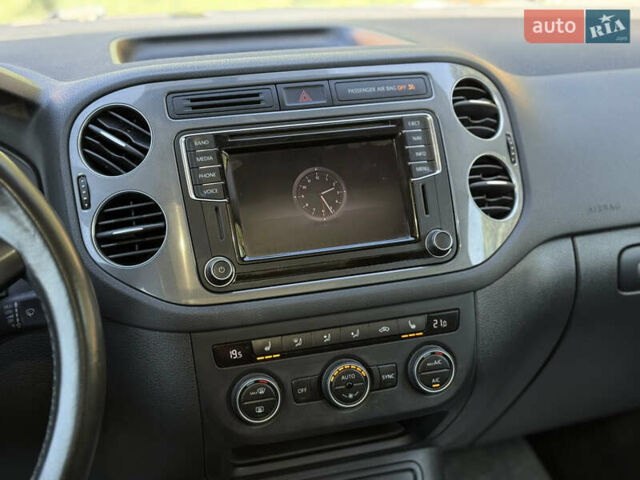 Черный Фольксваген Тигуан, объемом двигателя 1.98 л и пробегом 195 тыс. км за 16850 $, фото 37 на Automoto.ua