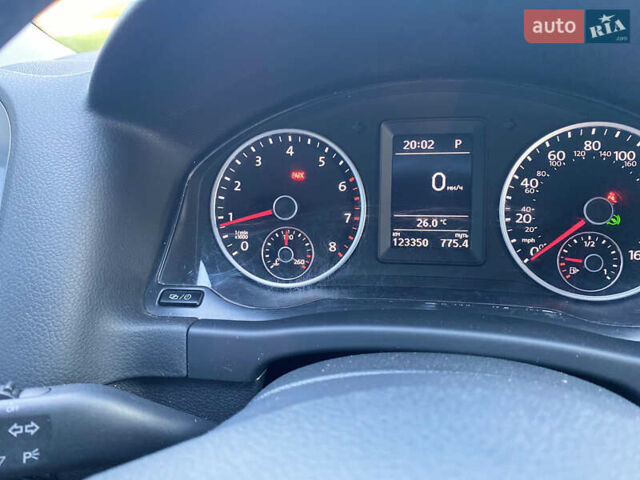 Чорний Фольксваген Тігуан, об'ємом двигуна 1.98 л та пробігом 124 тис. км за 13600 $, фото 42 на Automoto.ua