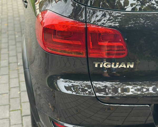 Чорний Фольксваген Тігуан, об'ємом двигуна 2 л та пробігом 207 тис. км за 14200 $, фото 11 на Automoto.ua