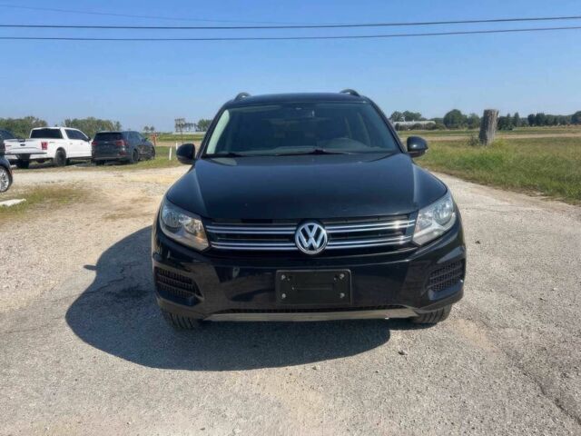 Черный Фольксваген Тигуан, объемом двигателя 2 л и пробегом 79 тыс. км за 2000 $, фото 2 на Automoto.ua