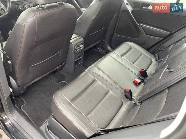 Черный Фольксваген Тигуан, объемом двигателя 1.98 л и пробегом 195 тыс. км за 12250 $, фото 25 на Automoto.ua