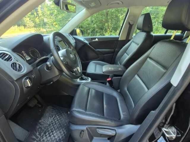 Черный Фольксваген Тигуан, объемом двигателя 2 л и пробегом 156 тыс. км за 8200 $, фото 9 на Automoto.ua