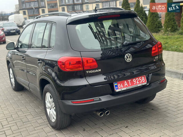 Черный Фольксваген Тигуан, объемом двигателя 2 л и пробегом 161 тыс. км за 13999 $, фото 4 на Automoto.ua