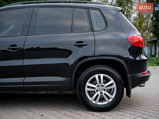 Черный Фольксваген Тигуан, объемом двигателя 1.98 л и пробегом 119 тыс. км за 14550 $, фото 50 на Automoto.ua