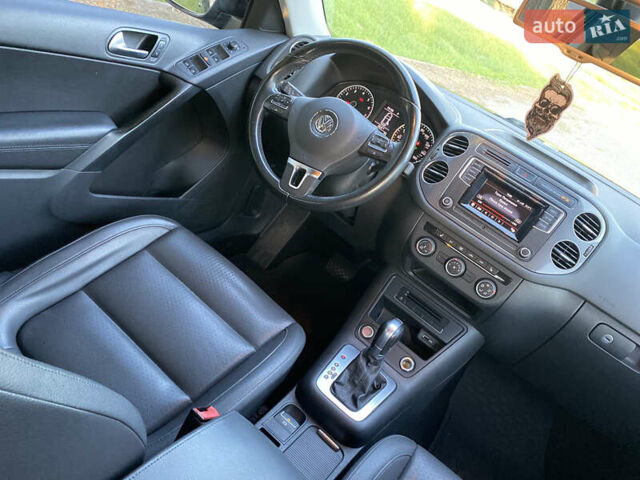Чорний Фольксваген Тігуан, об'ємом двигуна 1.98 л та пробігом 124 тис. км за 13600 $, фото 26 на Automoto.ua