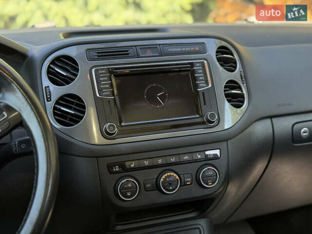 Черный Фольксваген Тигуан, объемом двигателя 1.98 л и пробегом 195 тыс. км за 16850 $, фото 35 на Automoto.ua