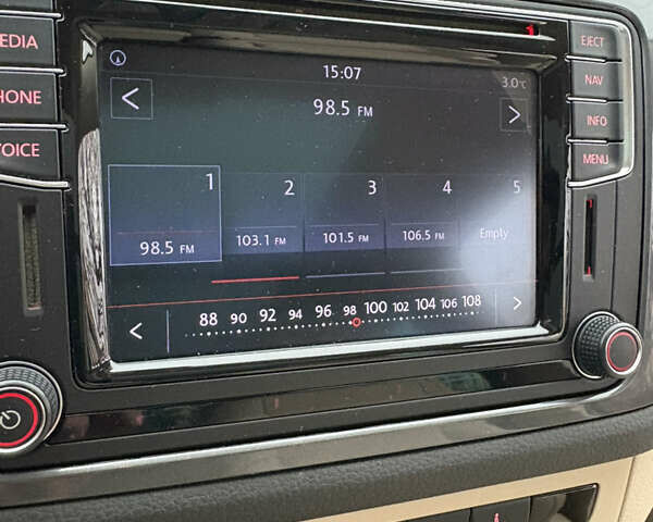 Чорний Фольксваген Тігуан, об'ємом двигуна 2 л та пробігом 123 тис. км за 14999 $, фото 66 на Automoto.ua