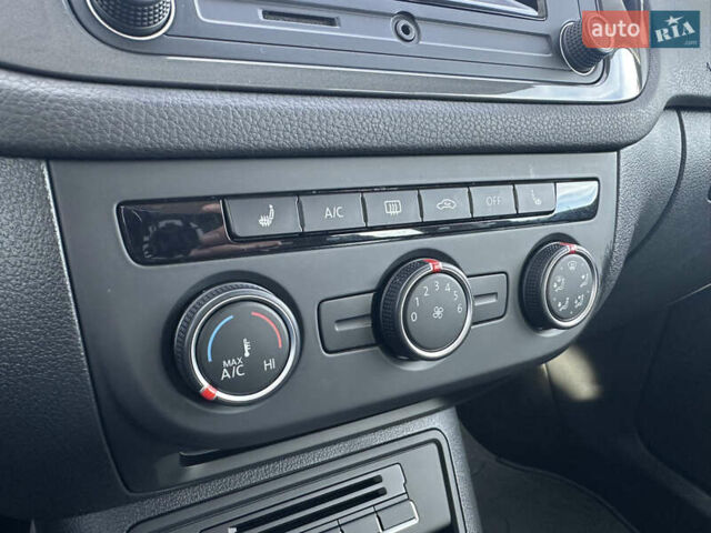 Чорний Фольксваген Тігуан, об'ємом двигуна 2 л та пробігом 117 тис. км за 13850 $, фото 19 на Automoto.ua