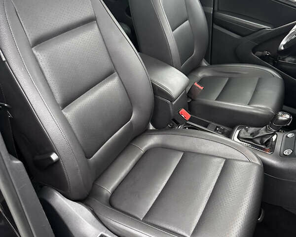 Черный Фольксваген Тигуан, объемом двигателя 1.98 л и пробегом 164 тыс. км за 12999 $, фото 31 на Automoto.ua