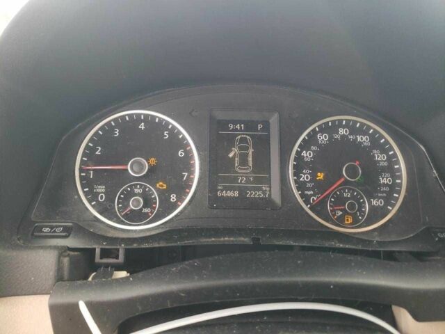 Чорний Фольксваген Тігуан, об'ємом двигуна 2 л та пробігом 64 тис. км за 1200 $, фото 8 на Automoto.ua