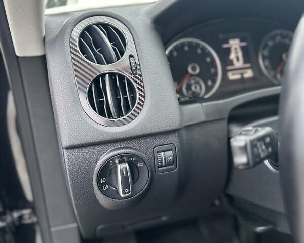 Черный Фольксваген Тигуан, объемом двигателя 1.98 л и пробегом 164 тыс. км за 12999 $, фото 14 на Automoto.ua