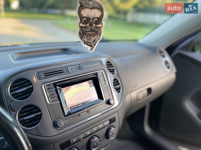 Чорний Фольксваген Тігуан, об'ємом двигуна 1.98 л та пробігом 124 тис. км за 13600 $, фото 28 на Automoto.ua